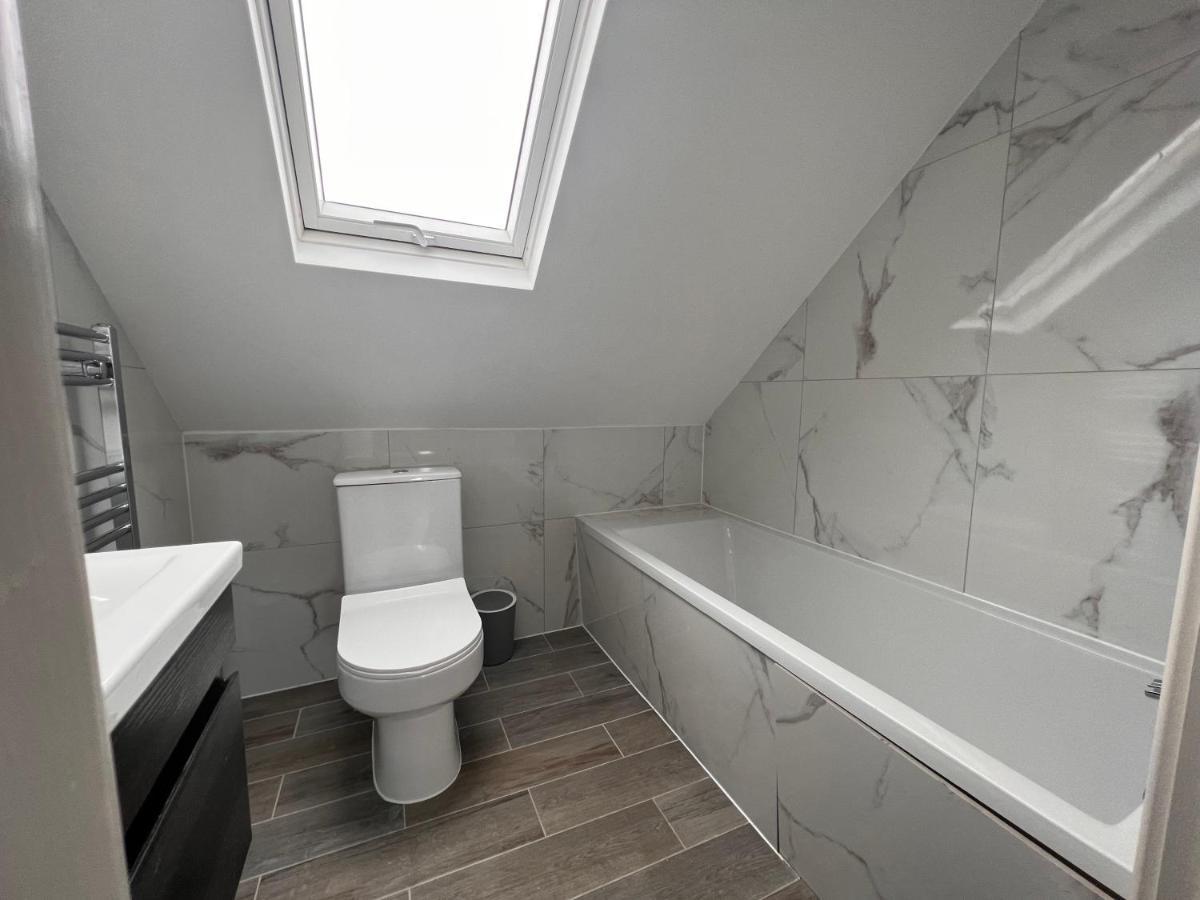 Apartamento Star Finchley Road 3-bed Abode Londres